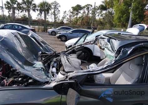 2022 Hyundai Tucson Sel z USA, uszkodzony, nr VIN 5NMJC3AE9NH010315